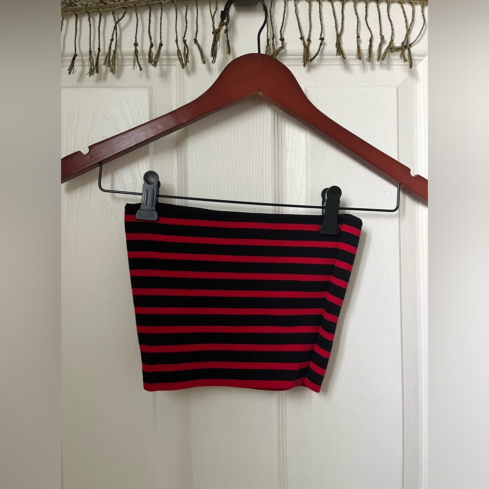 Aritzia Black and Red Striped Crop Top